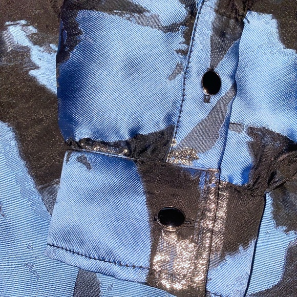 Metallic floral mesh button up top - Picture 3 of 8